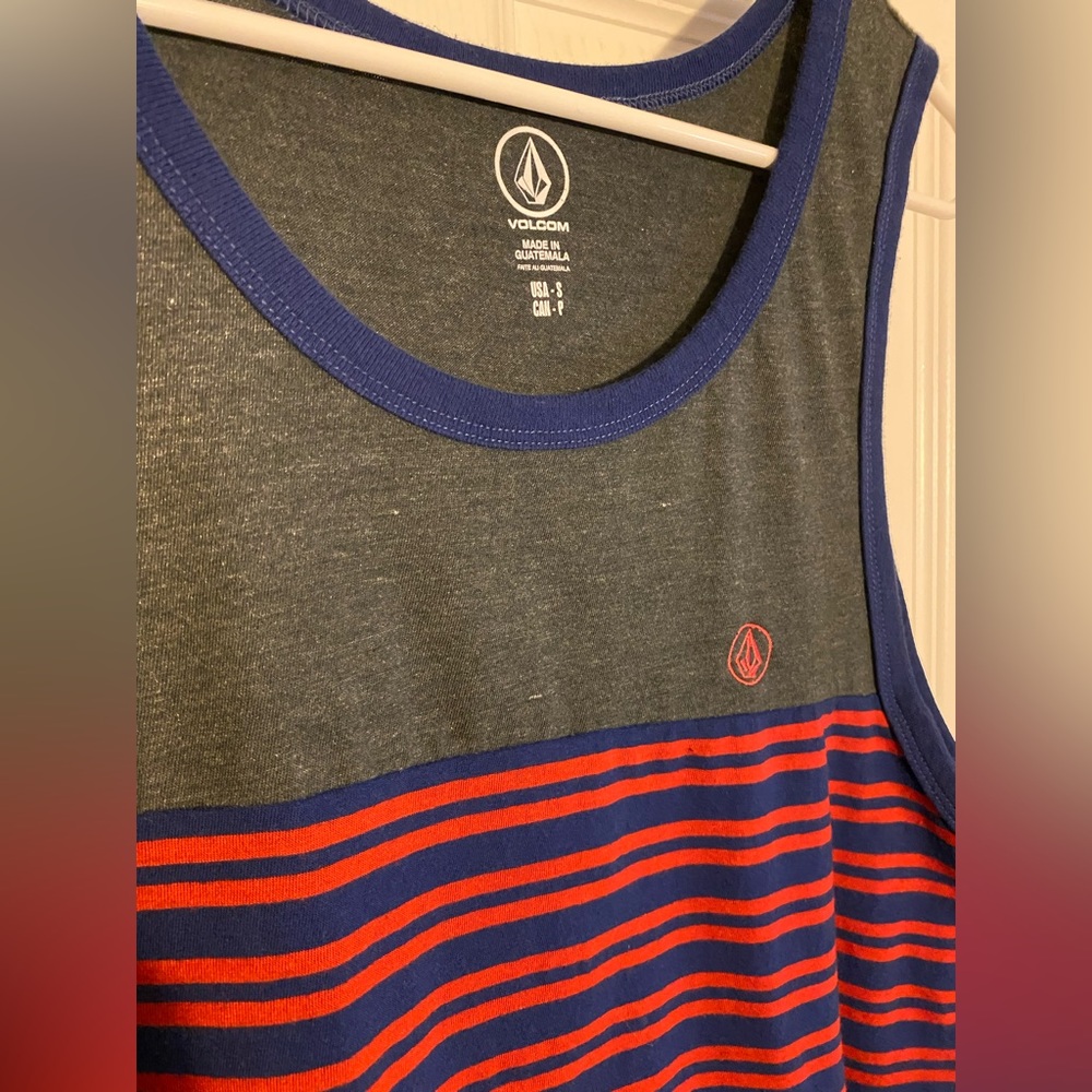 Volcom Tank Top - Picture 3 of 4